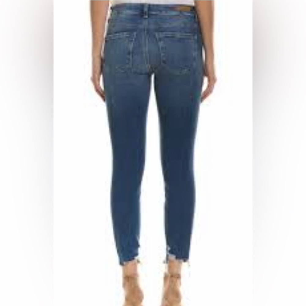 Mavi Jeans, Tess Style with fringe bottoms SIZE 4